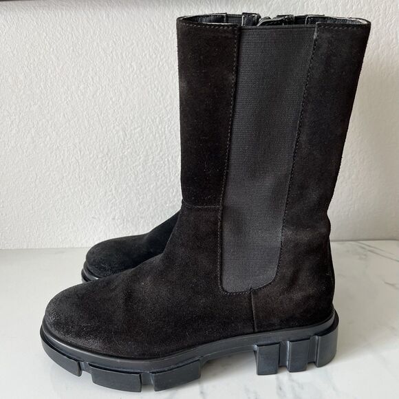 Free People Brooks Chelsea Boots Black Suede Lug Sole Elastic Sides 37 (7 US) - Picture 4 of 7